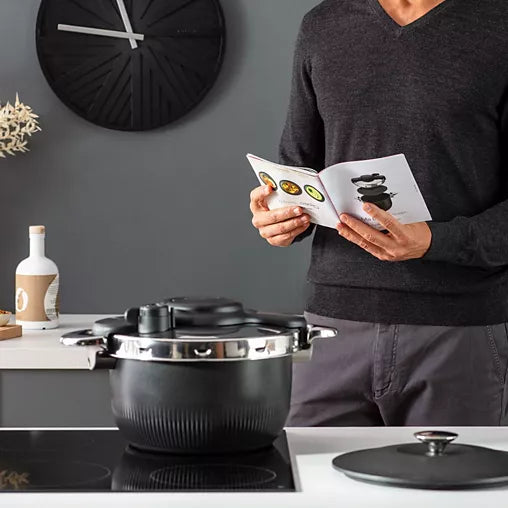 Autocuiseur Seb cocotte 3 en 1 TEMPO 6L noir